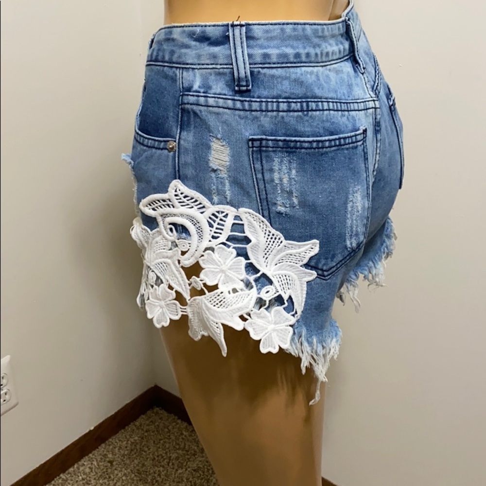 Escalier jean shorts distressed raw hem size 10